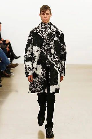 Look 25